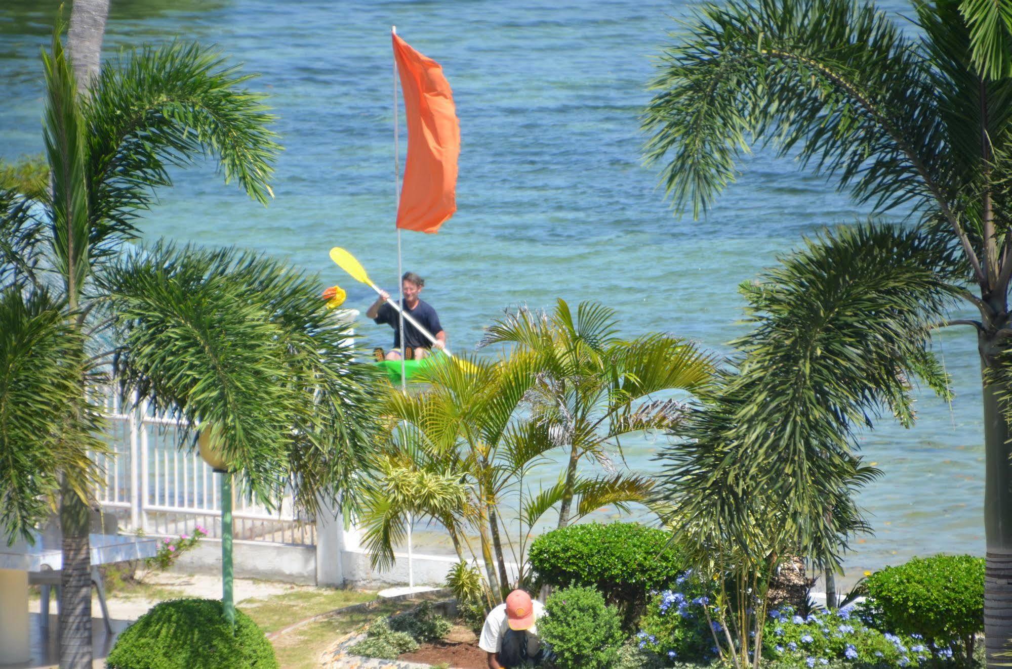 Sagastrand Beach Resort Olango Island Bagian luar foto